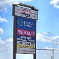 MC NAILS SIGNAGE